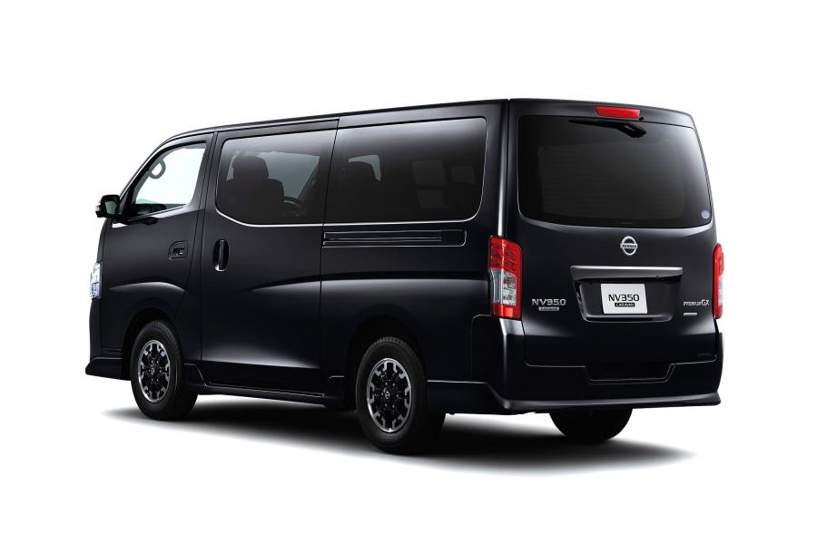  Nissan NV350 Caravan Premium GX Urban Chrome (E26) 2019 года  (фото 2 из 12)